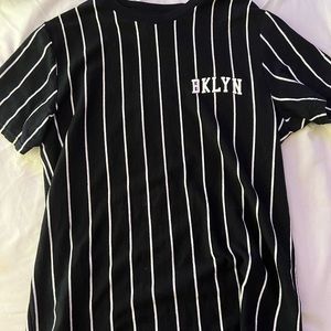 Mens WXYZ BKLN Shirt Size Medium, Black and White Stripes